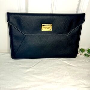 Michael Kors 13” Laptop Envelope Bag / Black leather